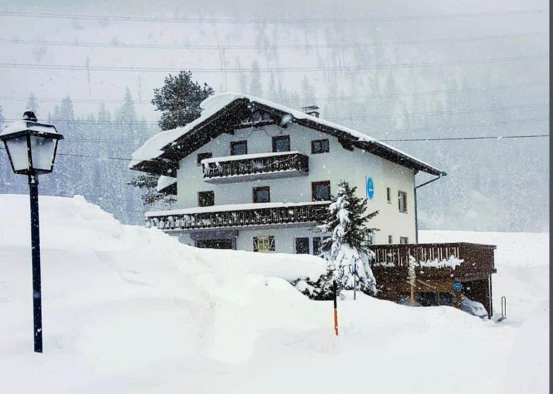 Gastehaus Schmitt Hotel Lahn Bagian luar foto